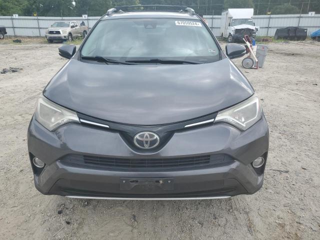 Photo 4 VIN: JTMWFREV6HJ708048 - TOYOTA RAV4 XLE 