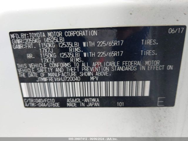 Photo 8 VIN: JTMWFREV6HJ720040 - TOYOTA RAV4 