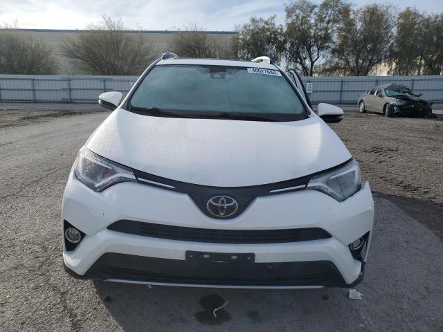 Photo 4 VIN: JTMWFREV6JJ729875 - TOYOTA RAV4 