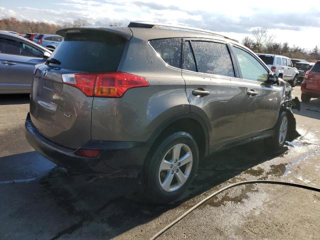 Photo 2 VIN: JTMWFREV7D5014259 - TOYOTA RAV4 XLE 