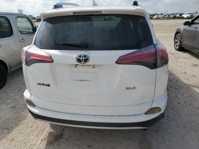 Photo 5 VIN: JTMWFREV7GJ060539 - TOYOTA RAV4 XLE 