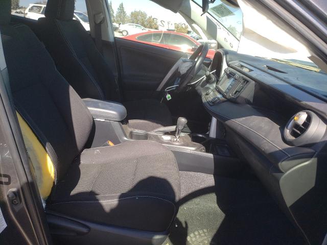 Photo 4 VIN: JTMWFREV7HJ116450 - TOYOTA RAV4 XLE 