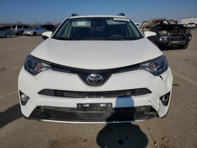 Photo 4 VIN: JTMWFREV7HJ143079 - TOYOTA RAV4 