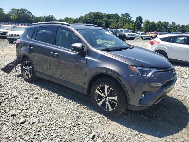 Photo 3 VIN: JTMWFREV7HJ148024 - TOYOTA RAV4 XLE 