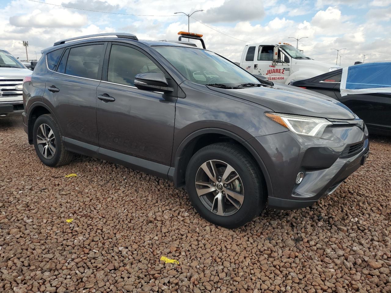 Photo 3 VIN: JTMWFREV7HJ709659 - TOYOTA RAV 4 