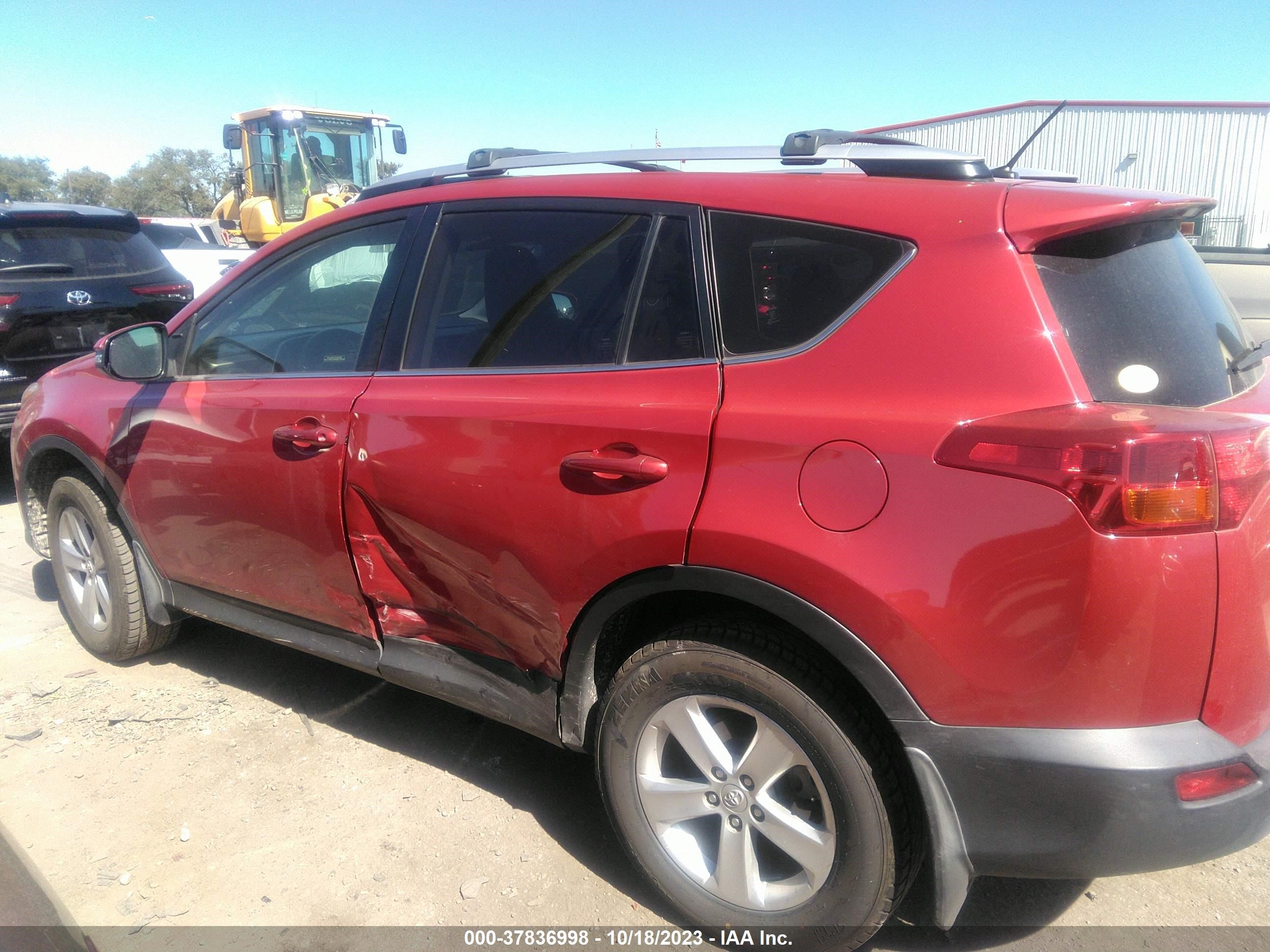 Photo 13 VIN: JTMWFREV8ED036312 - TOYOTA RAV 4 