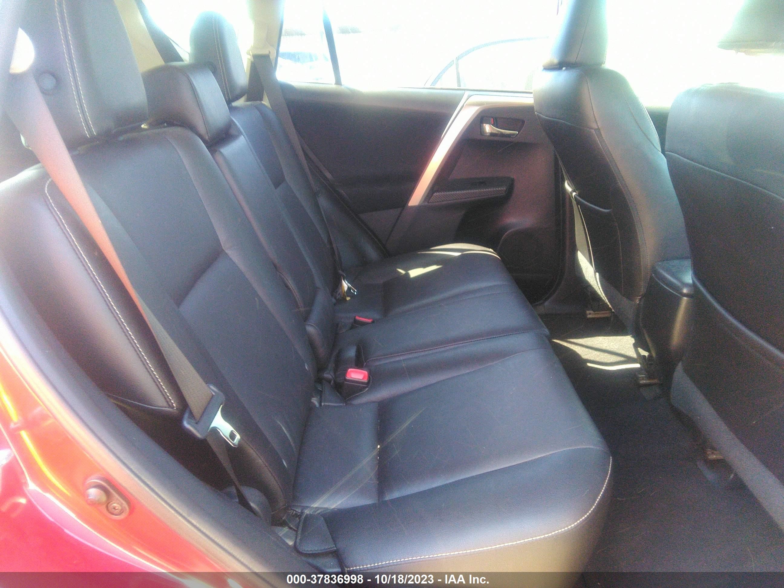 Photo 7 VIN: JTMWFREV8ED036312 - TOYOTA RAV 4 