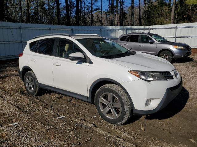 Photo 3 VIN: JTMWFREV8FD061678 - TOYOTA RAV4 XLE 