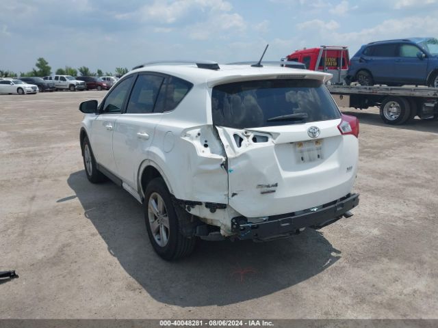 Photo 2 VIN: JTMWFREV8FJ055770 - TOYOTA RAV4 