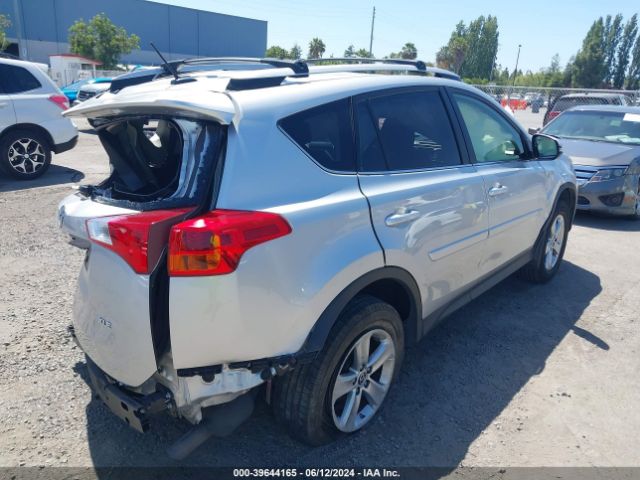 Photo 3 VIN: JTMWFREV8FJ057289 - TOYOTA RAV4 