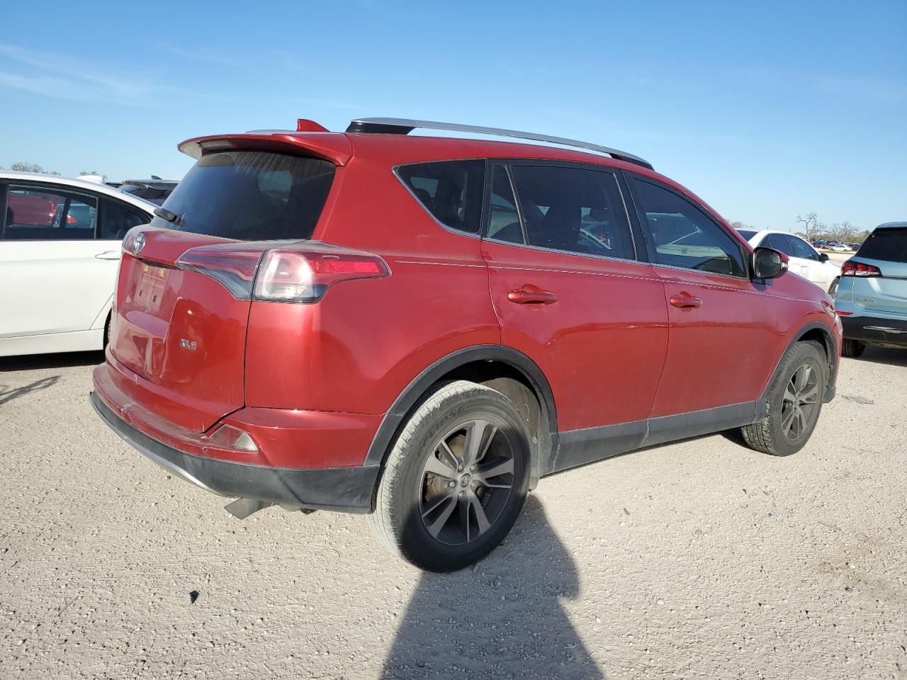 Photo 2 VIN: JTMWFREV8GJ086065 - TOYOTA RAV 4 