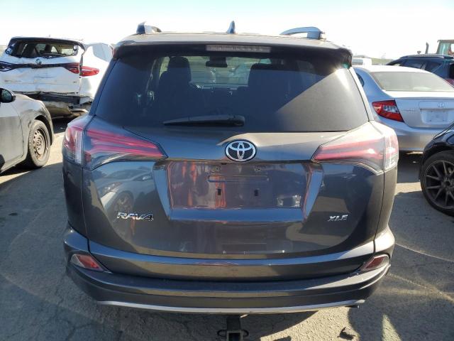 Photo 5 VIN: JTMWFREV8HD102748 - TOYOTA RAV4 XLE 