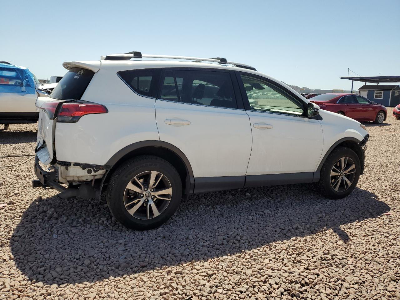 Photo 2 VIN: JTMWFREV8HJ109023 - TOYOTA RAV 4 