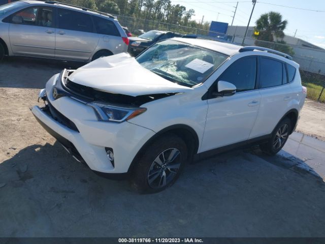 Photo 1 VIN: JTMWFREV8JJ157496 - TOYOTA RAV4 