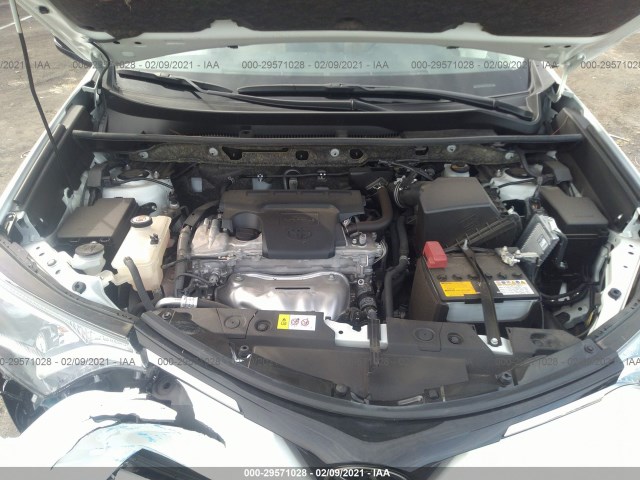 Photo 9 VIN: JTMWFREV8JJ726038 - TOYOTA RAV4 