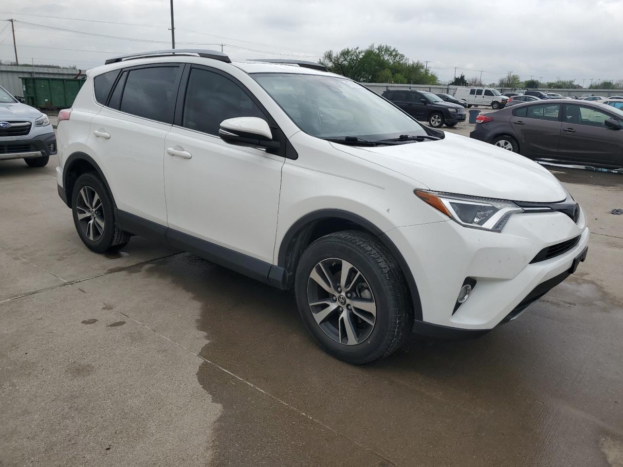 Photo 3 VIN: JTMWFREV8JJ736021 - TOYOTA RAV 4 