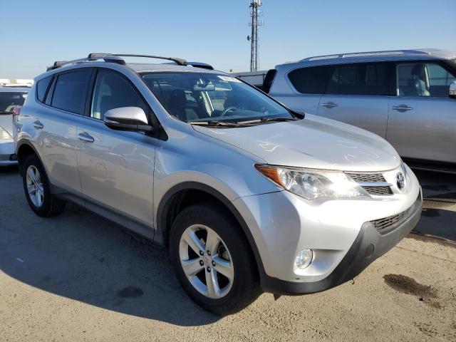 Photo 3 VIN: JTMWFREV9EJ013039 - TOYOTA RAV4 XLE 