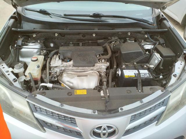 Photo 10 VIN: JTMWFREV9EJ013994 - TOYOTA RAV4 XLE 