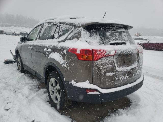 Photo 2 VIN: JTMWFREV9FD051063 - TOYOTA RAV4 XLE 