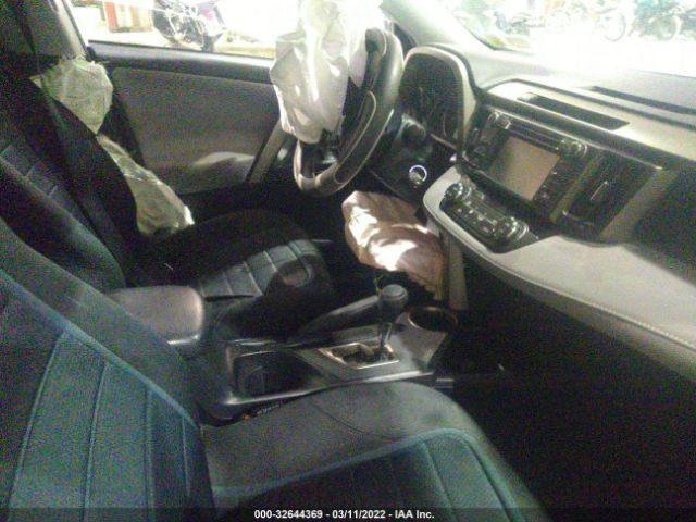 Photo 4 VIN: JTMWFREV9FD059907 - TOYOTA RAV4 