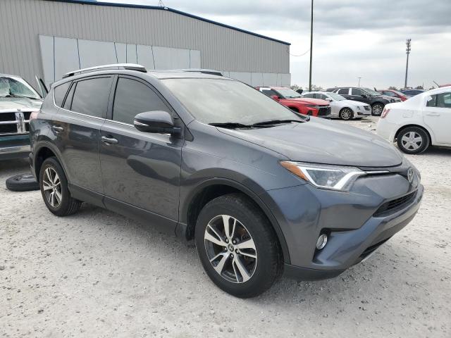 Photo 3 VIN: JTMWFREV9HD095003 - TOYOTA RAV4 XLE 