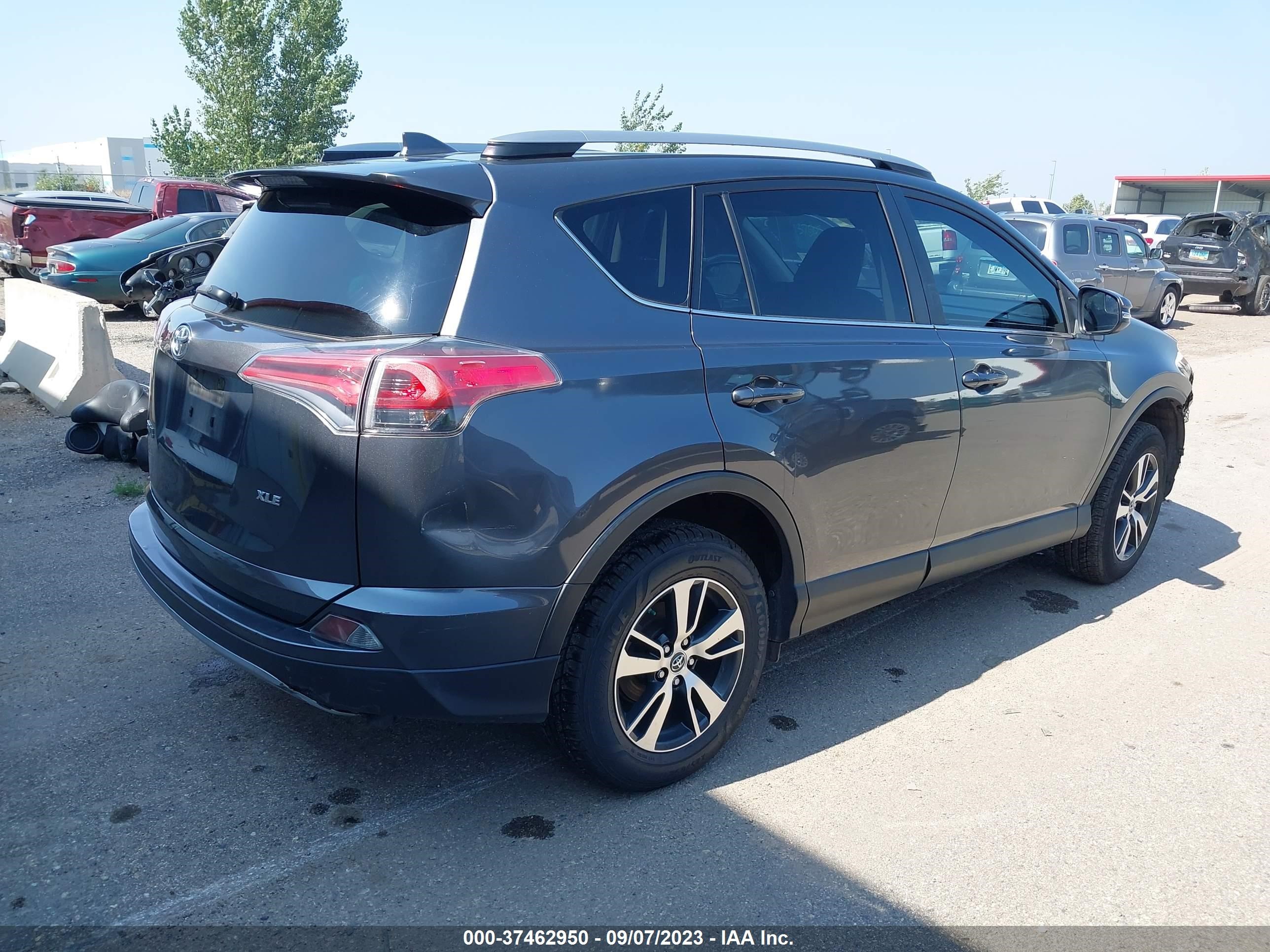 Photo 3 VIN: JTMWFREV9HD098791 - TOYOTA RAV 4 