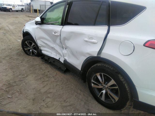 Photo 5 VIN: JTMWFREV9HJ111069 - TOYOTA RAV4 