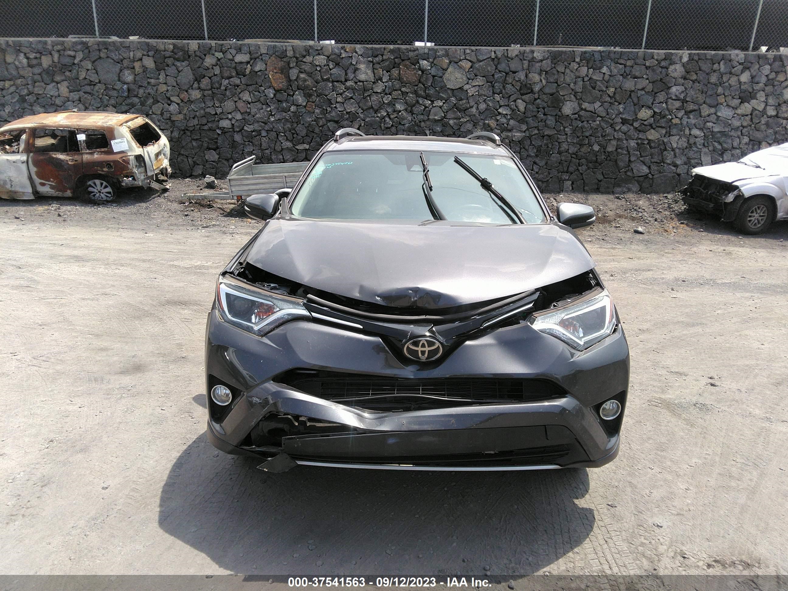 Photo 5 VIN: JTMWFREV9HJ129104 - TOYOTA RAV 4 