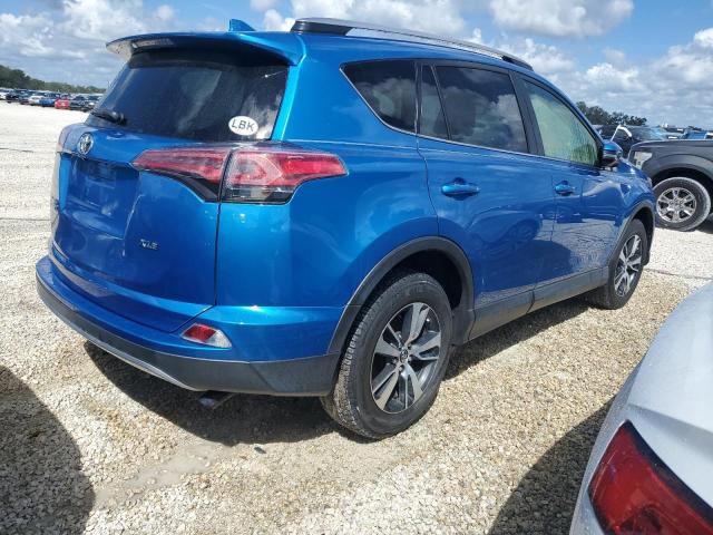 Photo 2 VIN: JTMWFREV9HJ714362 - TOYOTA RAV4 XLE 