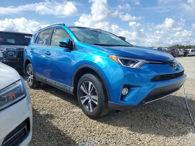 Photo 3 VIN: JTMWFREV9HJ714362 - TOYOTA RAV4 XLE 