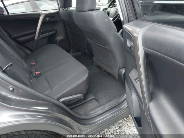 Photo 7 VIN: JTMWFREV9JD122853 - TOYOTA RAV4 