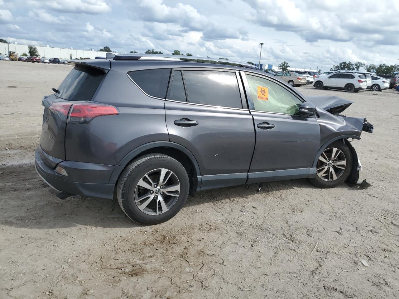 Photo 2 VIN: JTMWFREV9JJ161069 - TOYOTA RAV 4 