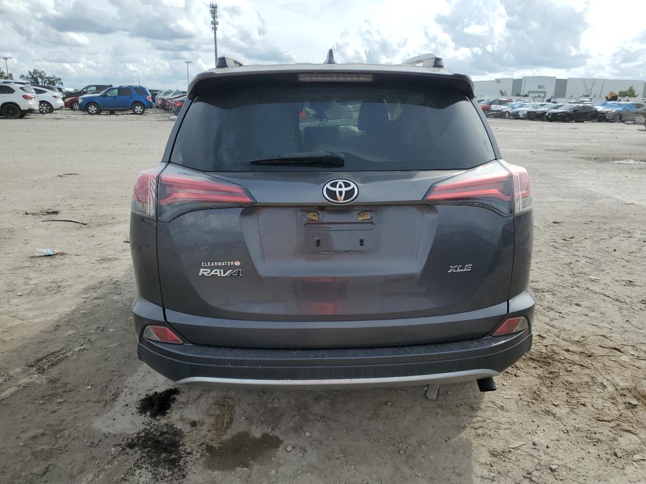 Photo 5 VIN: JTMWFREV9JJ161069 - TOYOTA RAV 4 