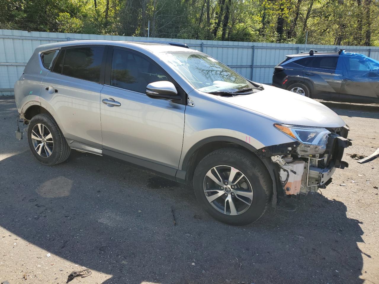 Photo 3 VIN: JTMWFREV9JJ161475 - TOYOTA RAV 4 