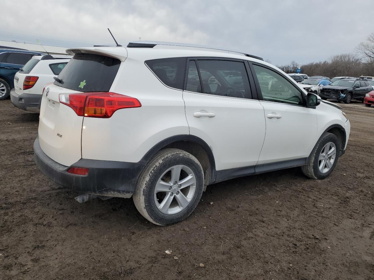 Photo 2 VIN: JTMWFREVXDD009546 - TOYOTA RAV 4 