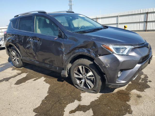 Photo 3 VIN: JTMWFREVXHJ103868 - TOYOTA RAV4 XLE 