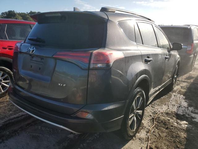 Photo 3 VIN: JTMWFREVXHJ116684 - TOYOTA RAV4 XLE 