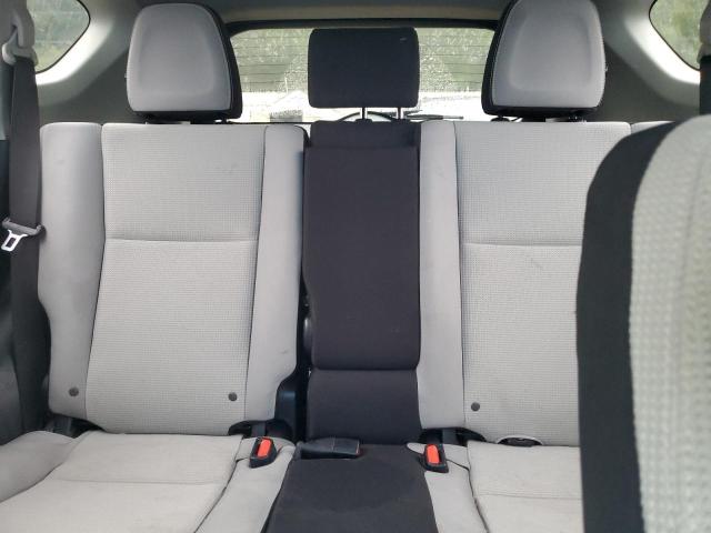 Photo 9 VIN: JTMWFREVXHJ132013 - TOYOTA RAV4 XLE 