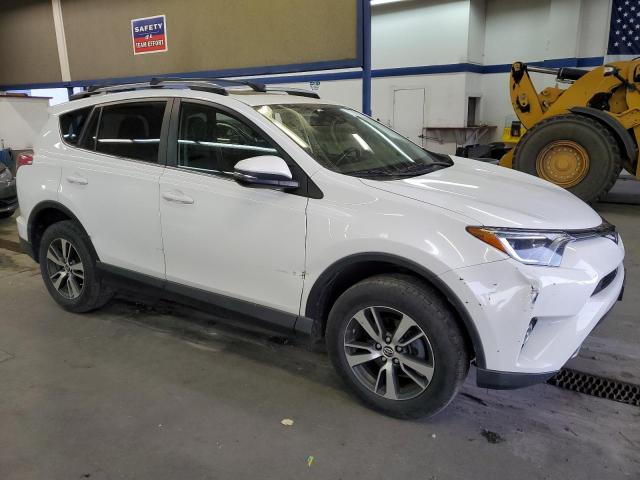 Photo 3 VIN: JTMWFREVXHJ713351 - TOYOTA RAV4 XLE 