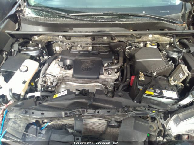 Photo 9 VIN: JTMWFREVXJJ734190 - TOYOTA RAV4 