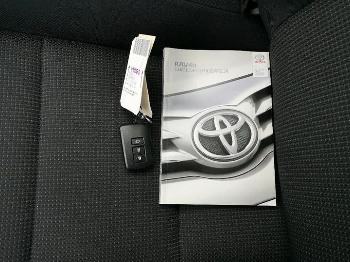 Photo 9 VIN: JTMWRREV50D022674 - TOYOTA RAV4 HYBRIDE 