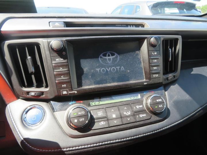 Photo 21 VIN: JTMWRREVX0D076648 - TOYOTA RAV4 