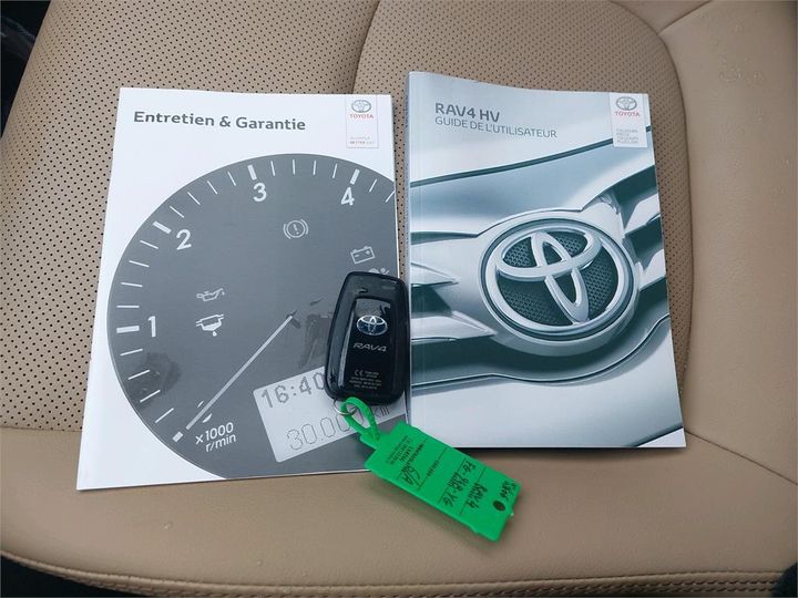 Photo 9 VIN: JTMY23FV90D018619 - TOYOTA RAV4 HYBRIDE 