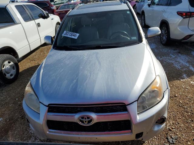 Photo 4 VIN: JTMYF4DV1A5016100 - TOYOTA RAV4 