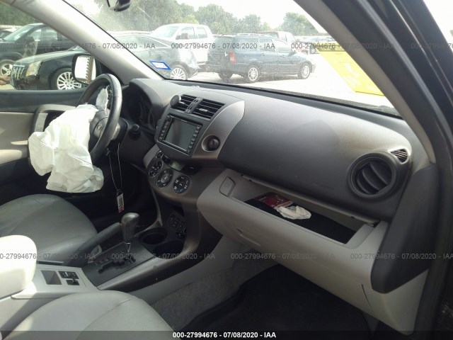 Photo 4 VIN: JTMYF4DV3A5021315 - TOYOTA RAV4 