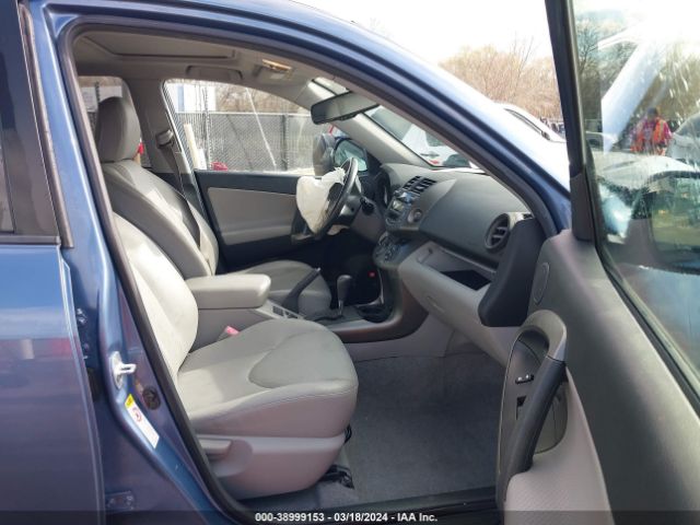 Photo 4 VIN: JTMYF4DV5A5029528 - TOYOTA RAV4 