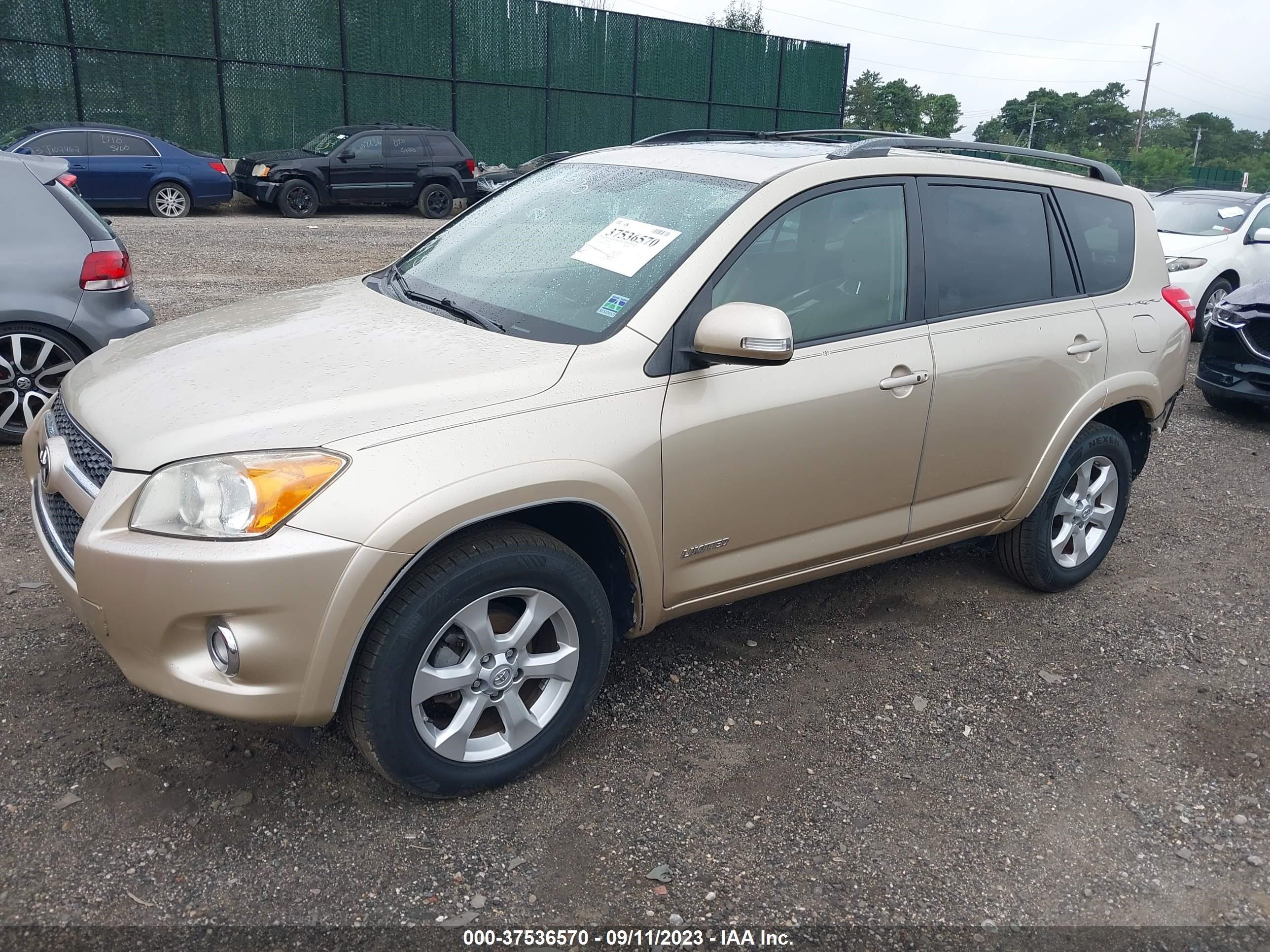 Photo 1 VIN: JTMYF4DV8A5014750 - TOYOTA RAV 4 