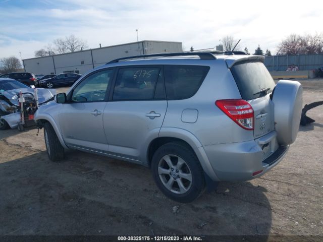 Photo 2 VIN: JTMYF4DV8AD024796 - TOYOTA RAV4 