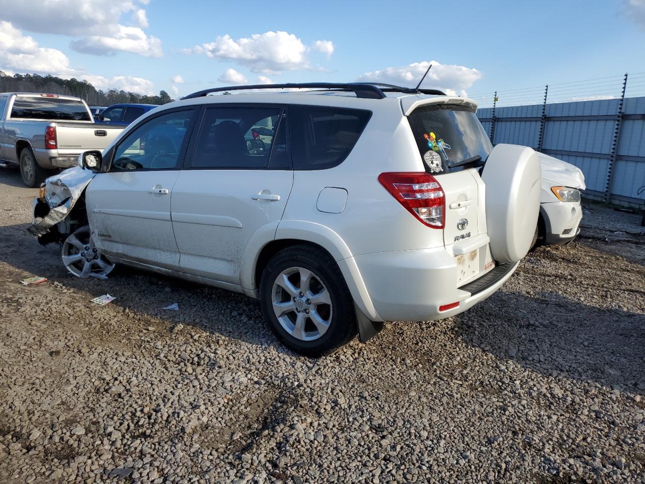 Photo 1 VIN: JTMYF4DV9B5040176 - TOYOTA RAV 4 