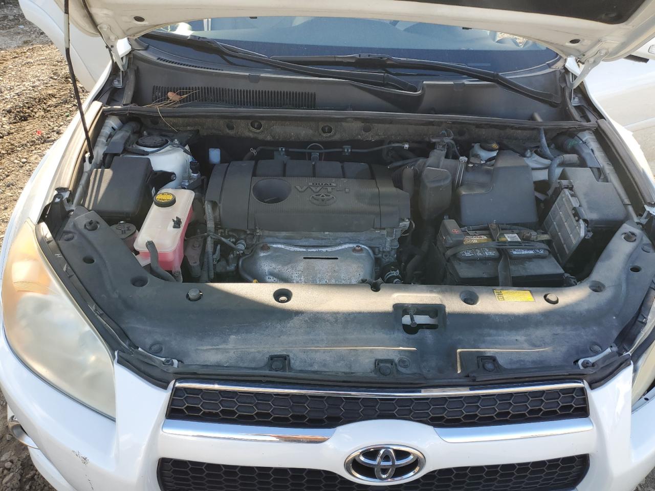 Photo 11 VIN: JTMYF4DV9B5040176 - TOYOTA RAV 4 